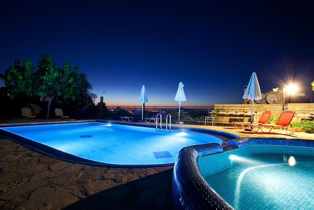 Villa Apollo - Saint George'S Retreat Village Kokkino Chorio ภายนอก รูปภาพ